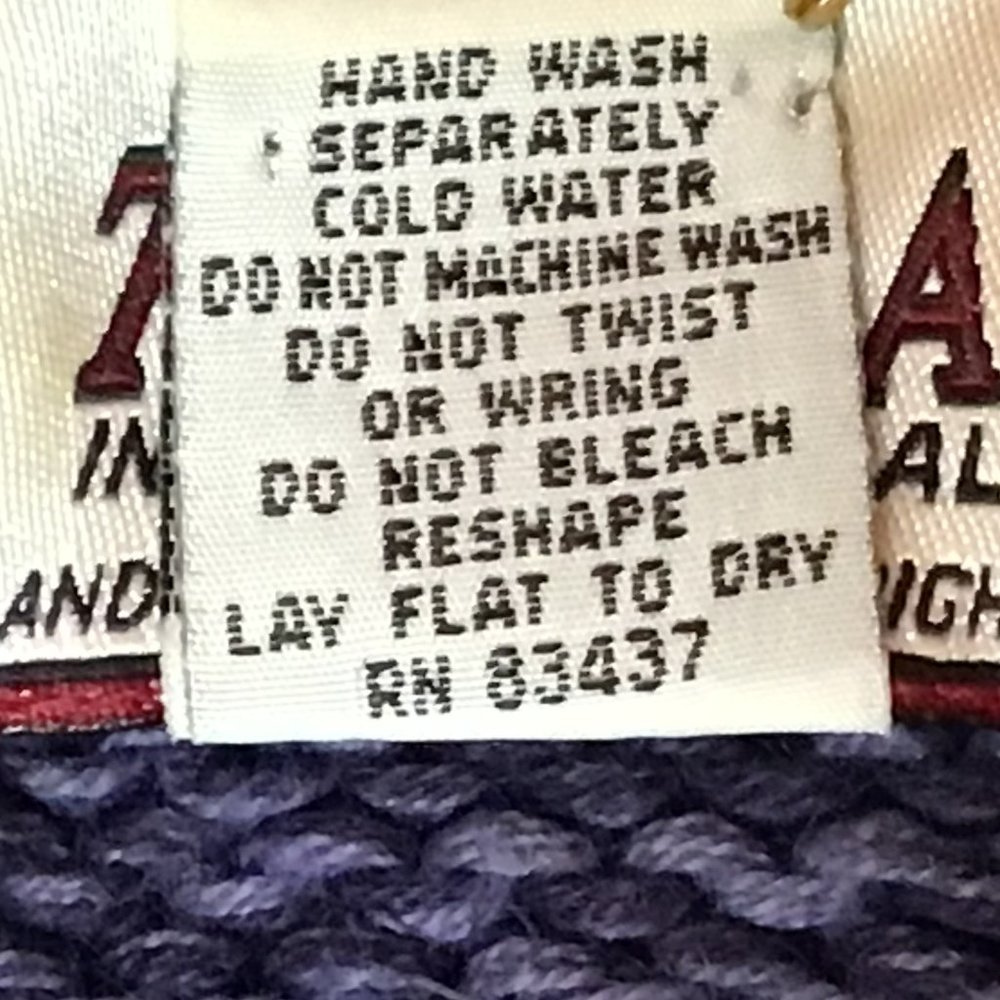 Tiara International - Vintage Long Blue with Autumn Design Pullover Sweater - Picture 7 of 7